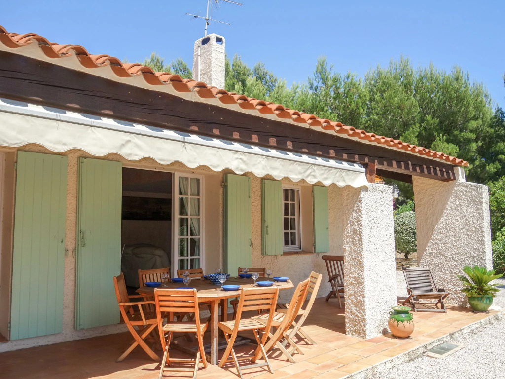 Villa Domaine Port dAlon by Interhome