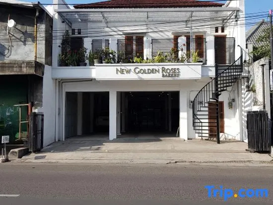 New Golden Clouds - Non Smoking Homestay