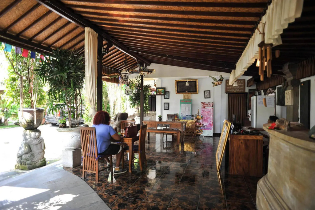 Airy Ubud Raya Teges Kawan Gang Merak Bali