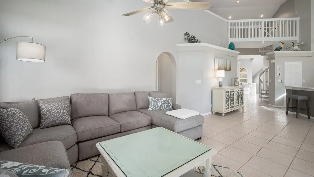 Tivoli 5249 (G) - 3BR 3BA+loft - (9)
