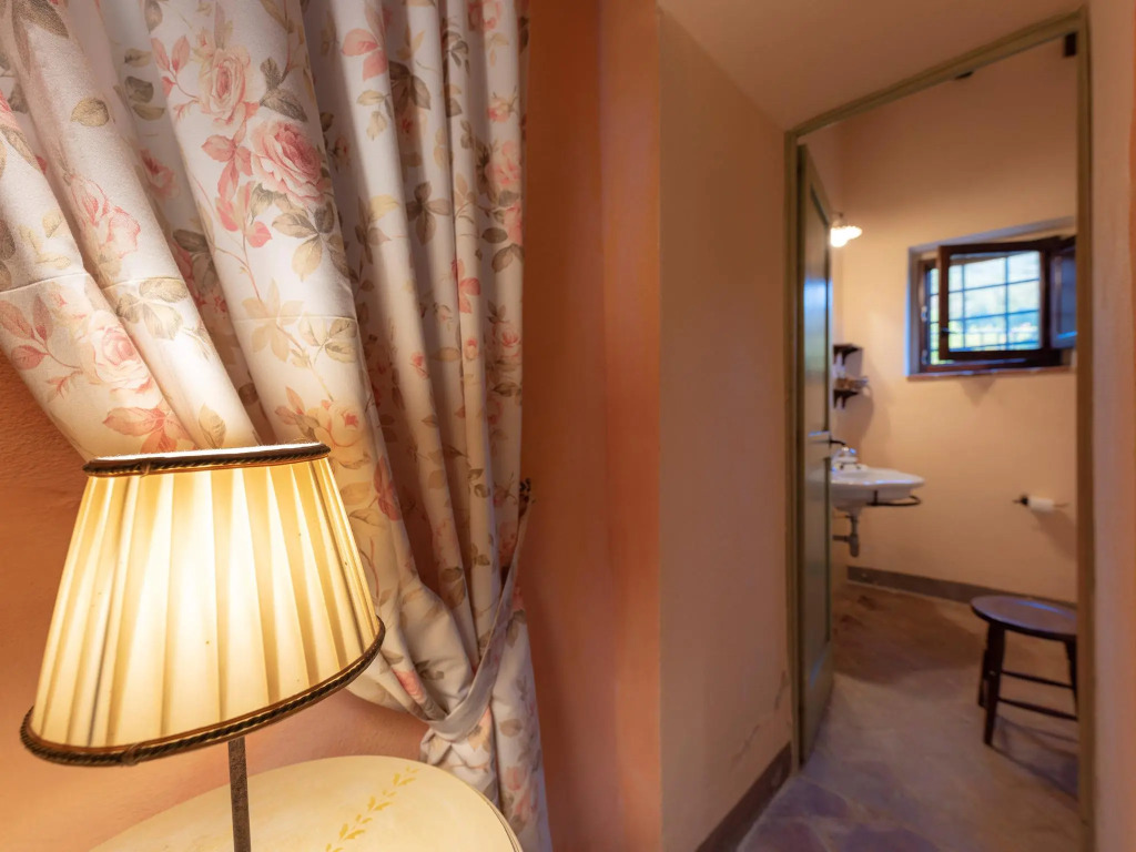 Apartment in Chianti With Pool ID 3939