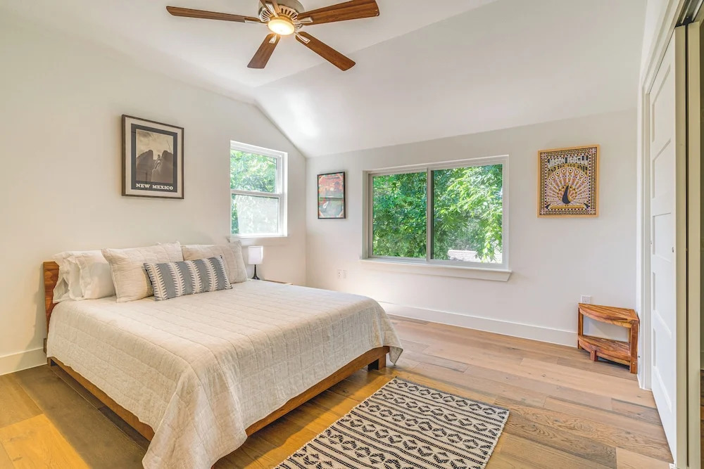 Spacious Austin Home: Near S Congress & Downtown!