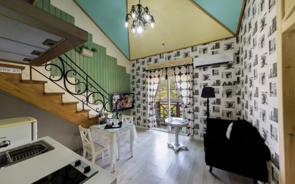 Buan Byeonsanbando Provence Pension