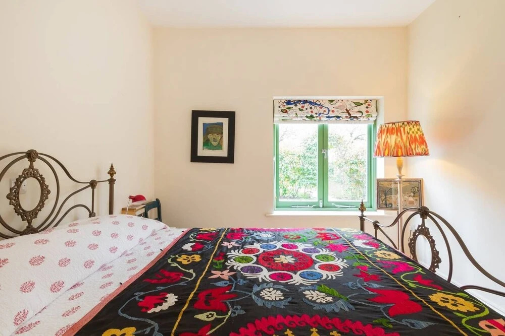 Delightful Cottage for 2 set Within Pretty Garden