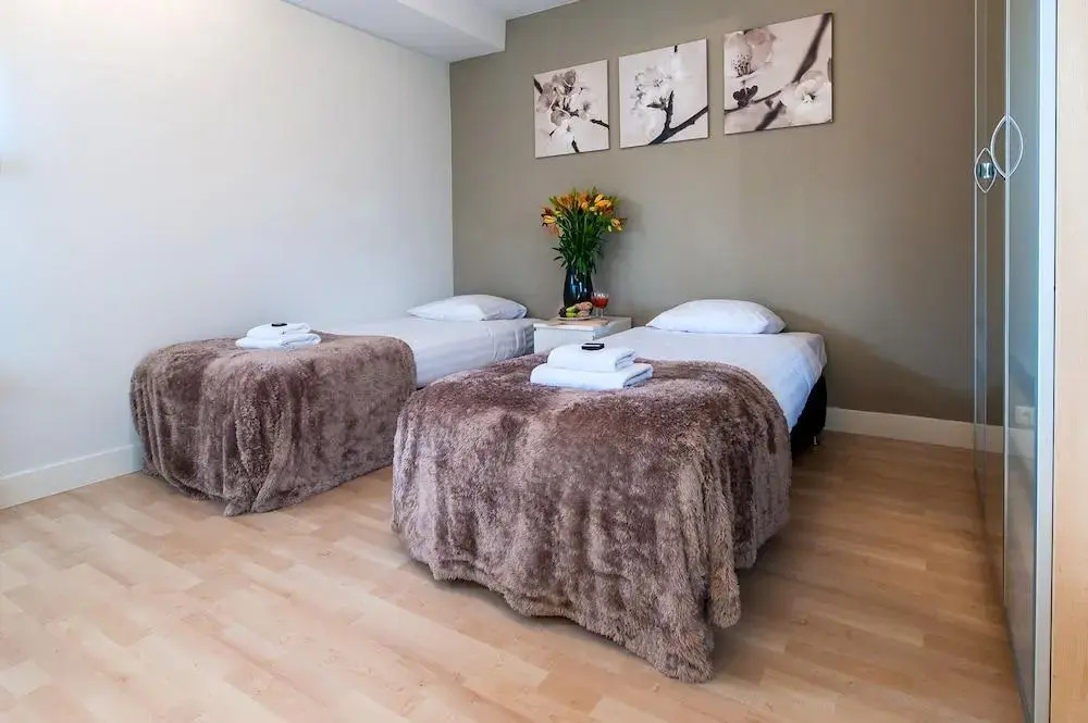 Short Stay Group Congress Centre Serviced Apartments