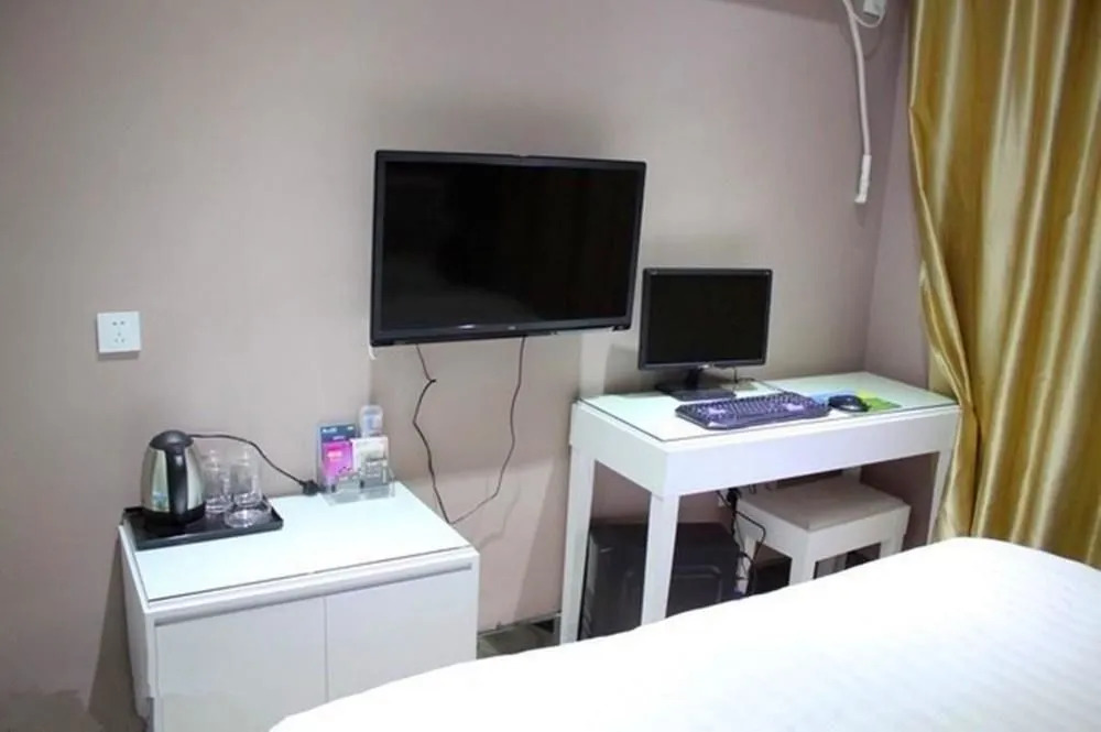 Lan Jue Hotel