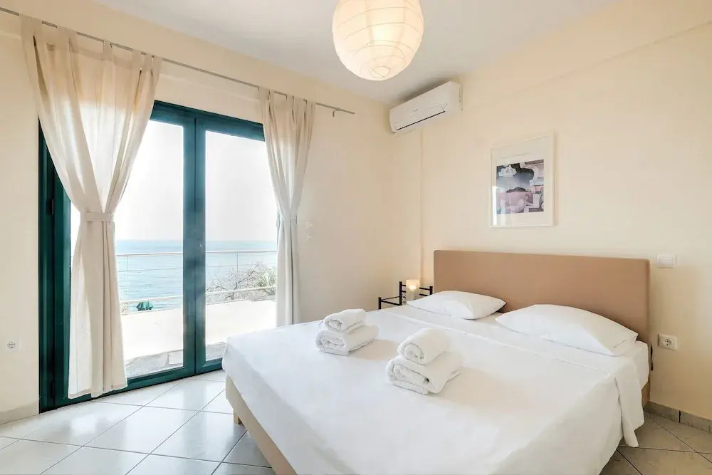 Villa in Pera Melana near Kissakas Beach