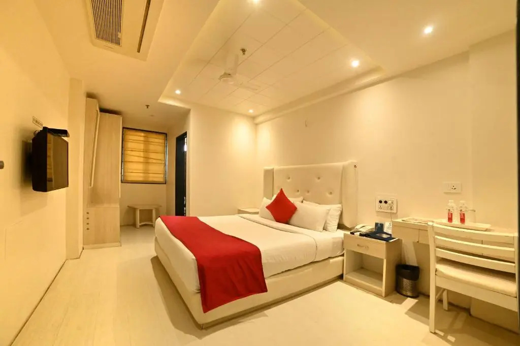 Hotel Amrta