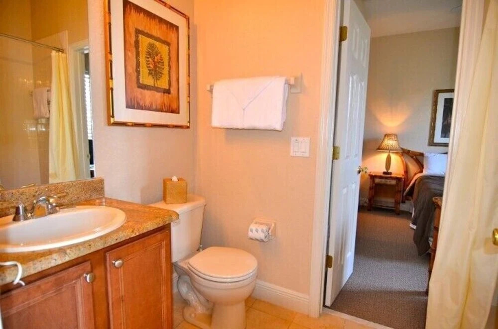 3215 Calabria Avenue 4 Bedroom Townhouse