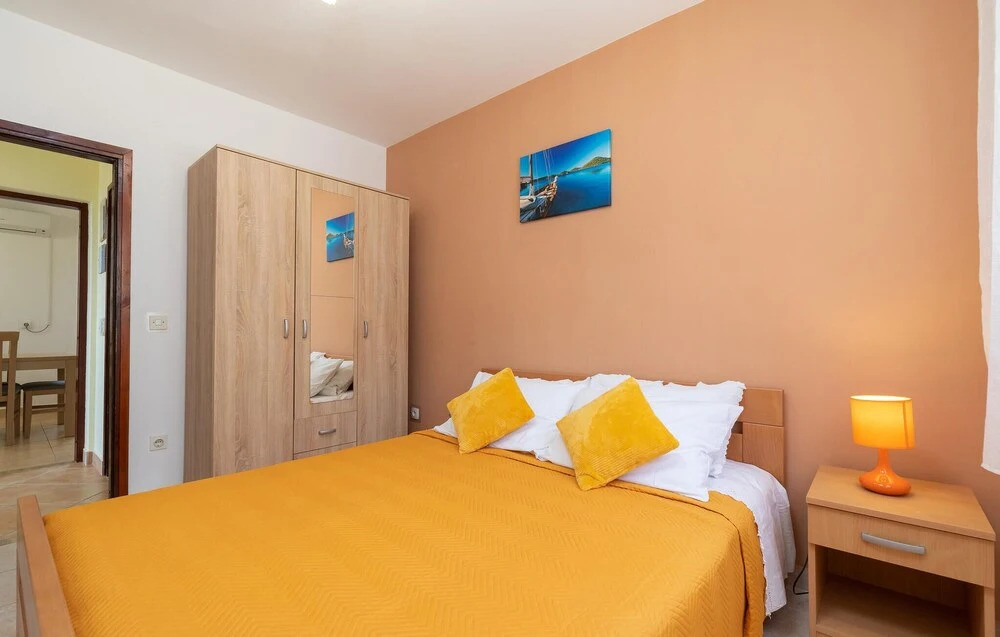 Beautiful Home in Prizba With Wifi and 3 Bedrooms