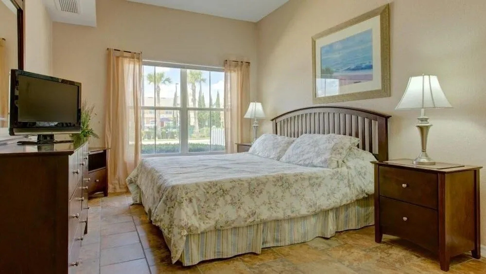 Villas at Seven Dwarfs Resort - Near to Disney