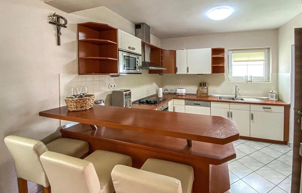 Beautiful Home in Zadar With Outdoor Swimming Pool, Wifi and 4 Bedrooms