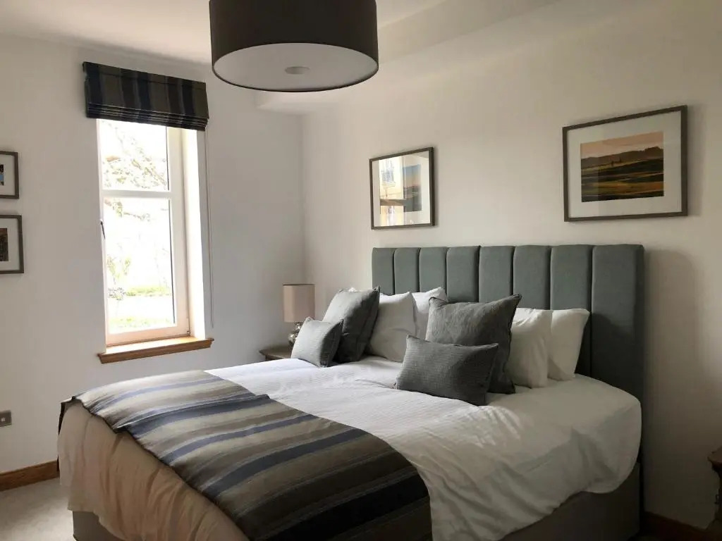 Royal Golf Hotel, by Highland Coast Hotels