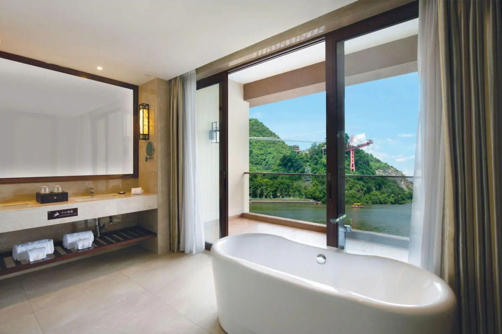 BJG Swan Lake Hot Spring Hotel Yingde