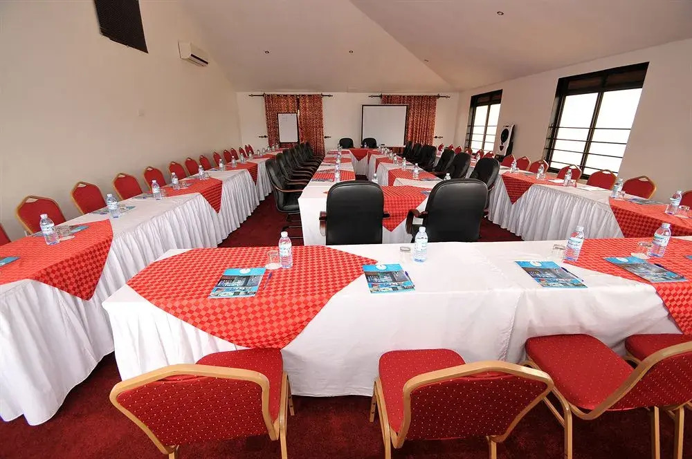 CityBlue Hotel & Suites
