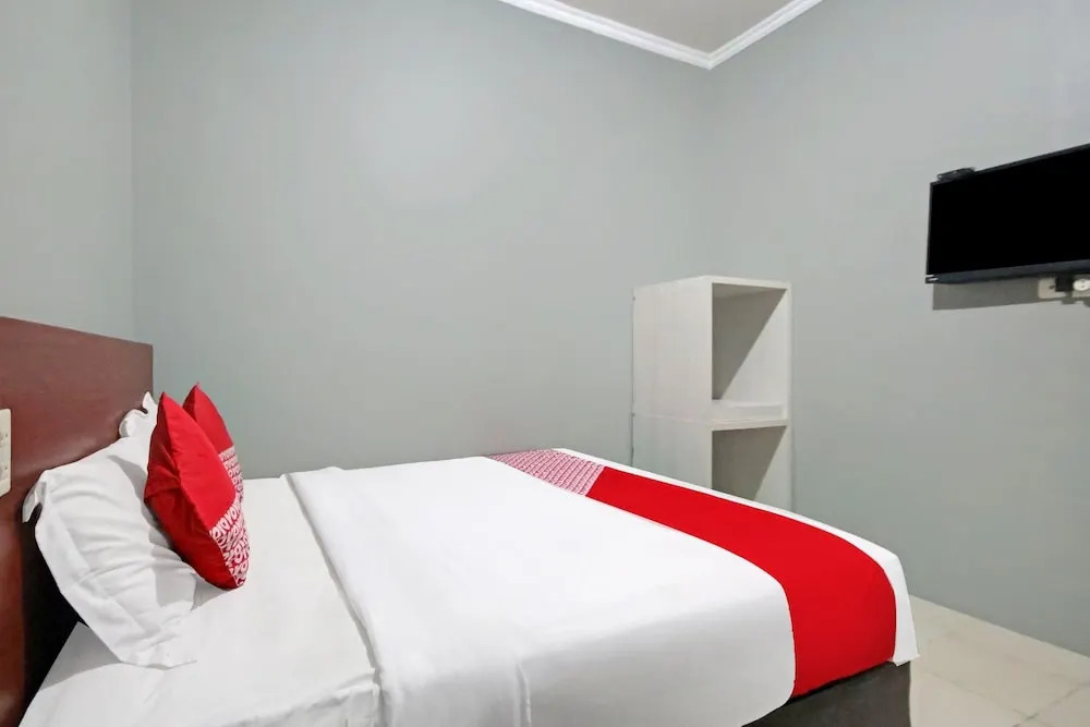 OYO 90359 Sbh Residence