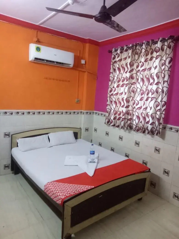 Viraj Lodging & Boarding by OYO Rooms