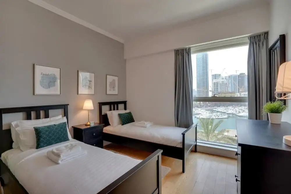 Airy Apartment With the Best View of Marina!