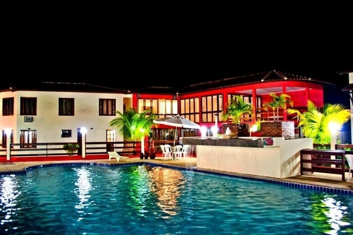 Casas no Residencial Mont Sinai com 2 ou 3 suítes , internet privativa 300MBPS a aproximadamento 250m da Praia de Taperapuã, condomínio com piscinas adulto e infantil, sauna, churrasqueiras e Segurança 24hrs