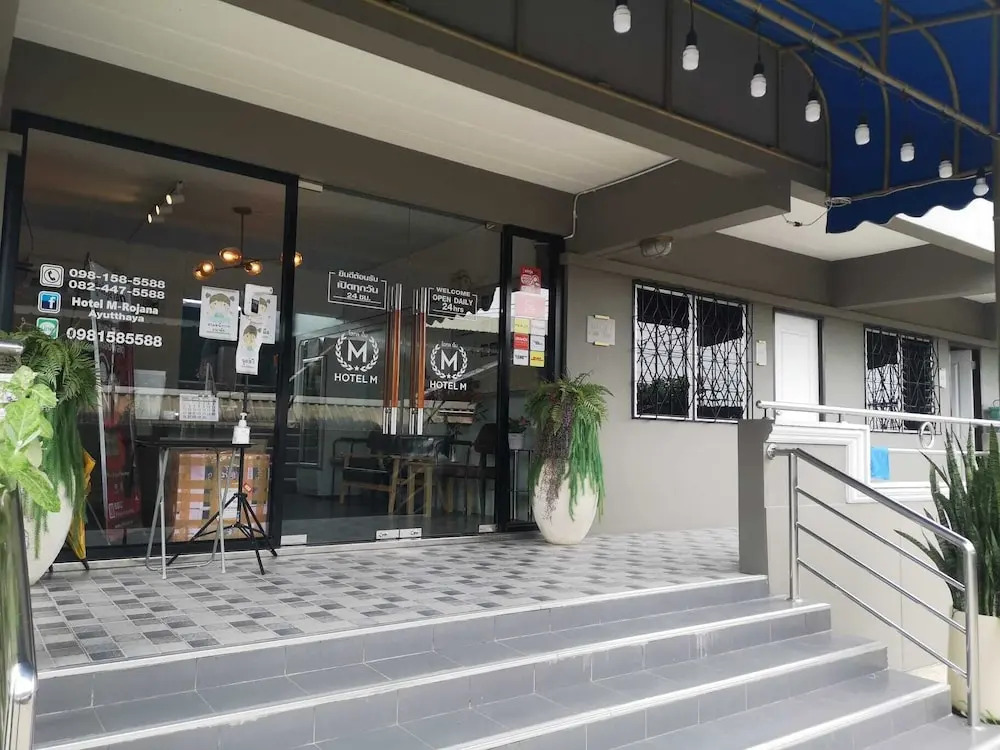 Capital O 75406 Hotel M Rojana
