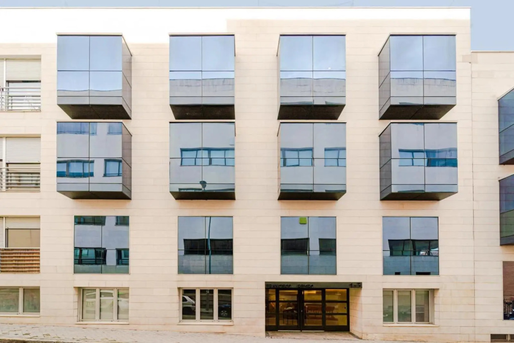 Francisco Remiro Fabulous Furnished Apartments in Guindalera