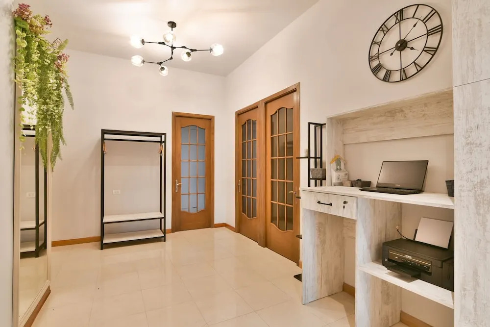UPstairs Apart - Hostel