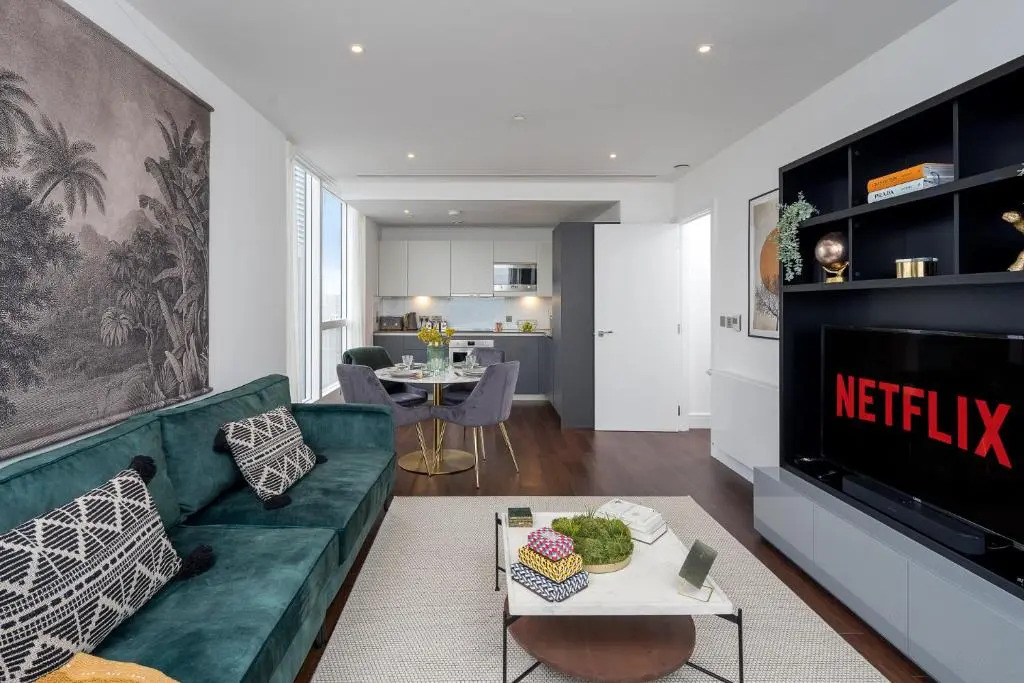 Luxurious Spacious 2Bed Flat in Canary Wharf w/views of River Thames