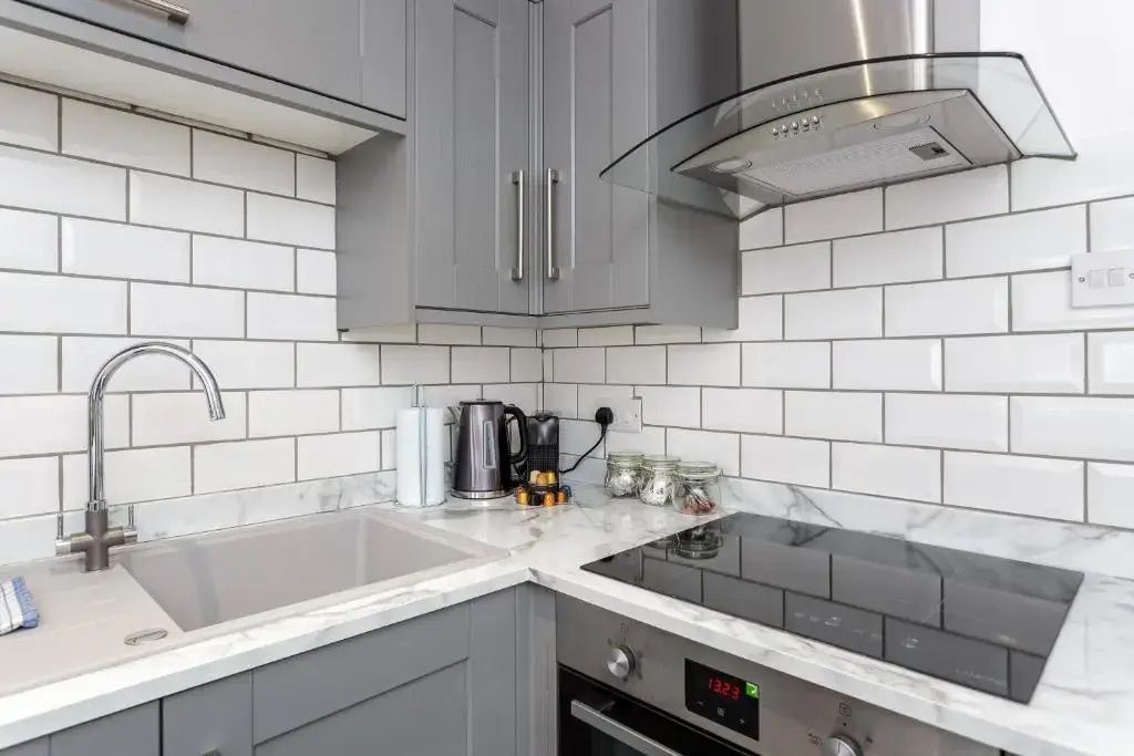 Oliverball Serviced Apartments - Sovereign Gate 1 - 2 bedroom apartment close to City Centre