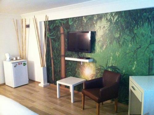 Gc Suites 1