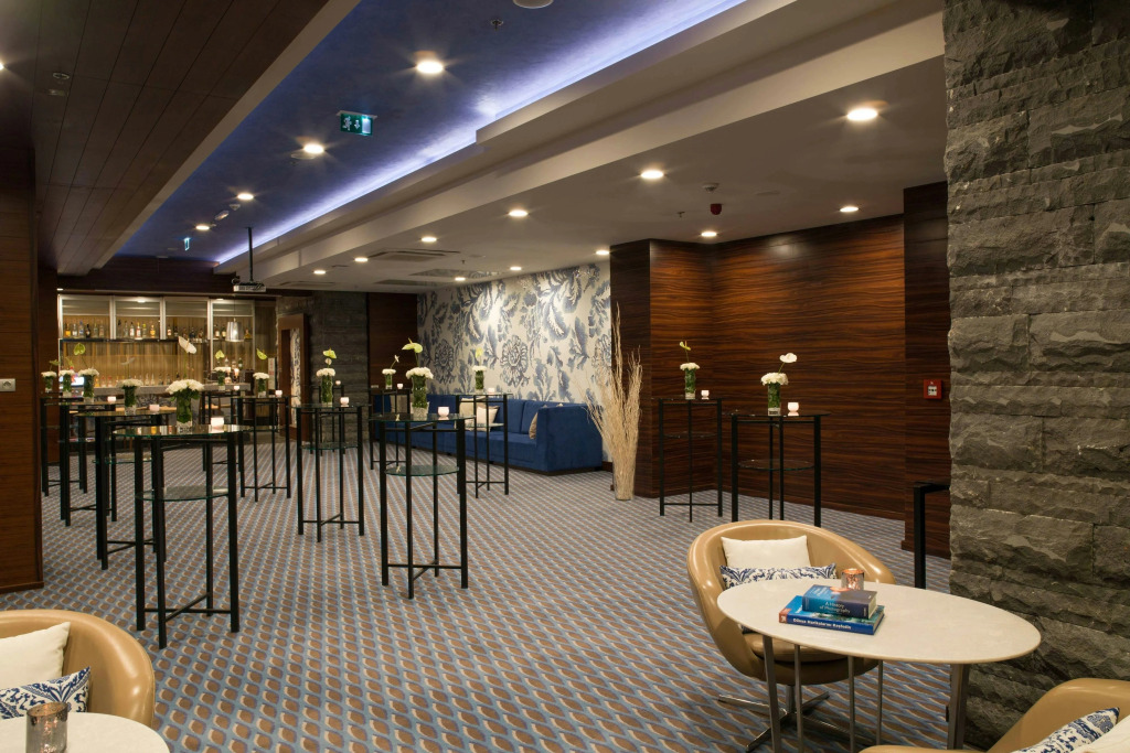 Renaissance Izmir Hotel