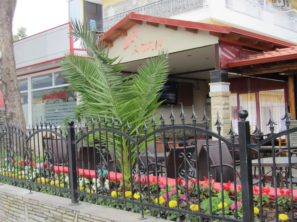 Sun Studios Pieria