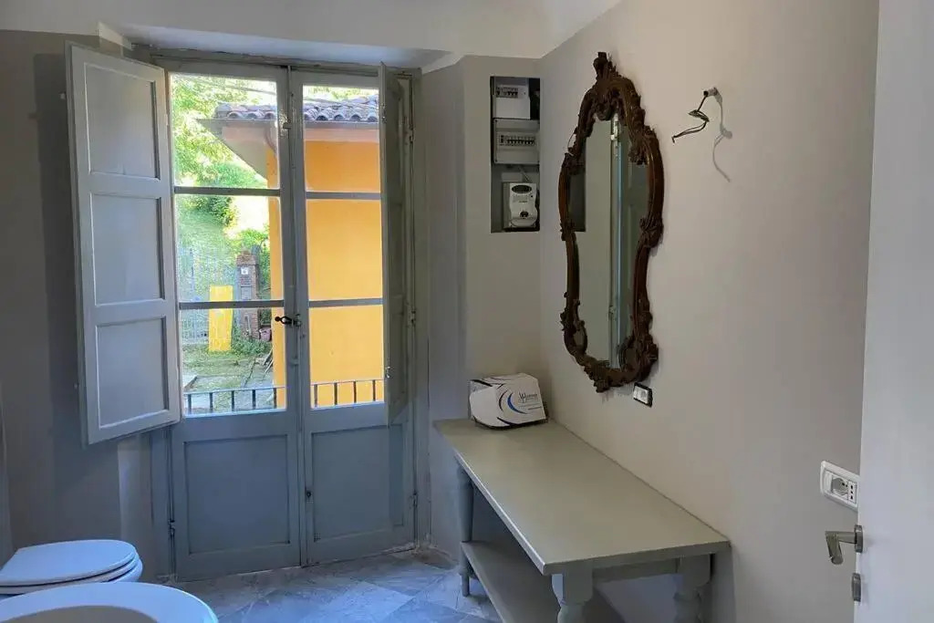 Exceptional 180m2 newly decorated private apartmen
