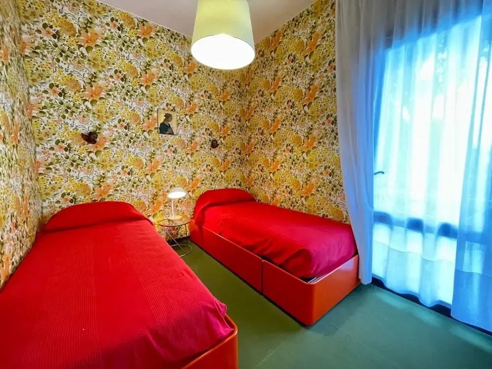 Colorful and Stylish Villa With Shared Pool and Private Garden by Beahostrentals
