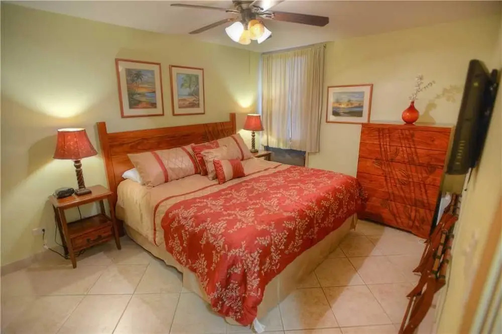 Kamaole Sands 2204 - One Bedroom Condo with Ocean View