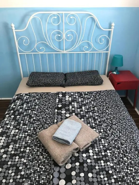 LaRocca Apartments