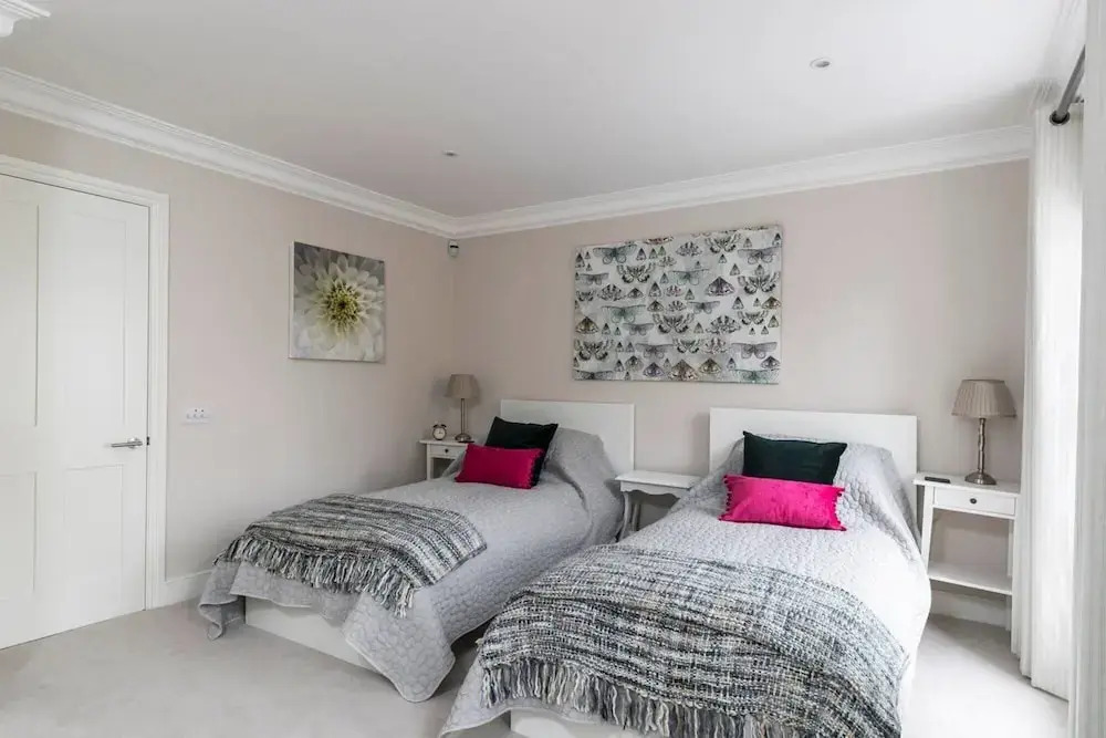 Gorgeous 5 Bed / Sleeps 10 - in Battersea Village