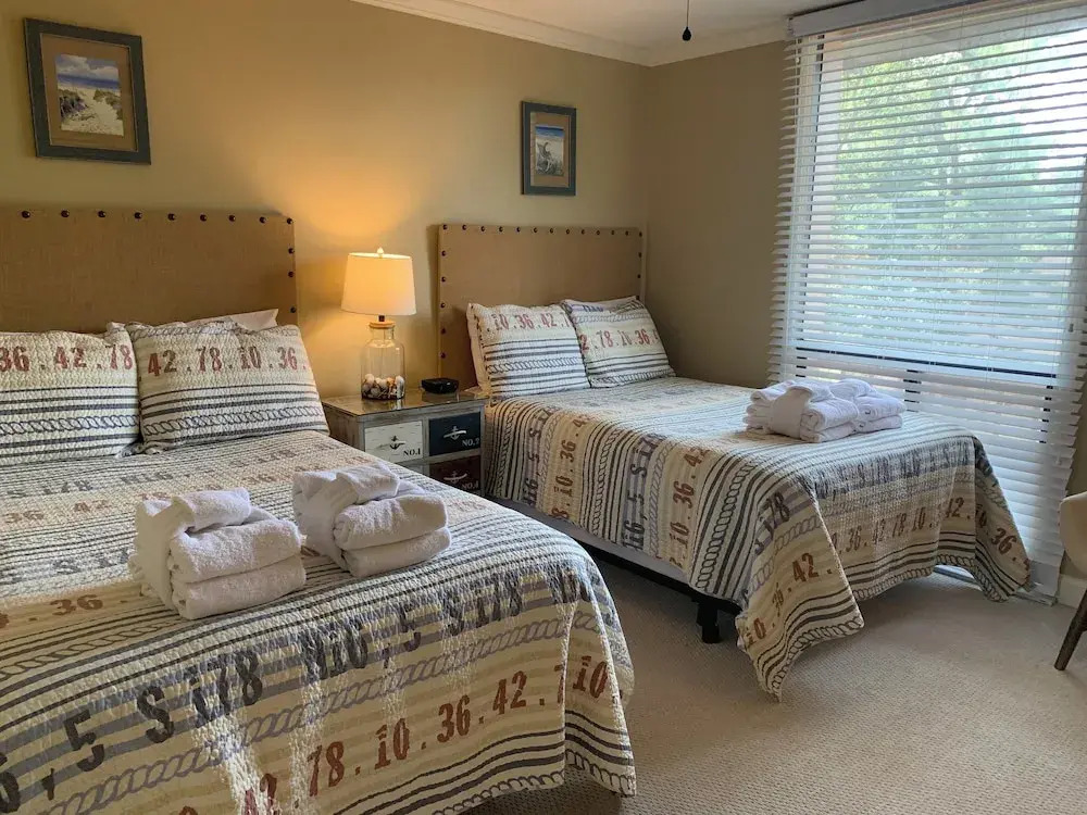 Cutter Court 922
