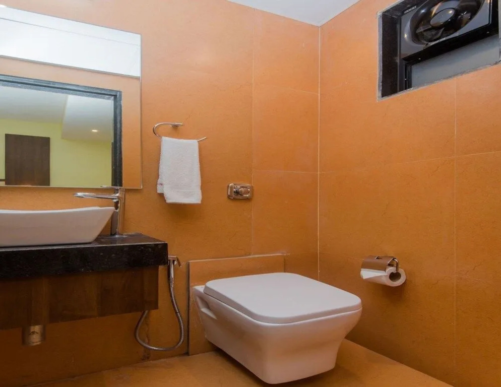 Oyo 9187 Adlon International	