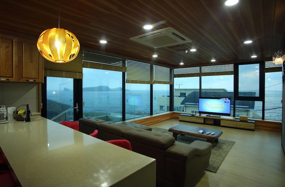 Seaside View Pension