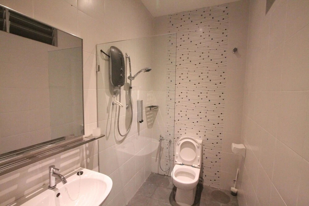 Ian's Genesis Townhouse