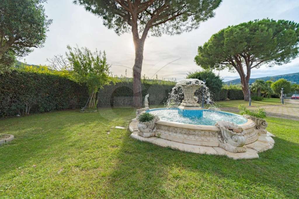 Albero del Pepe 1 vwith garden very close to the center and the beach of Marina di Campo-ALBERO DEL PEPE 1