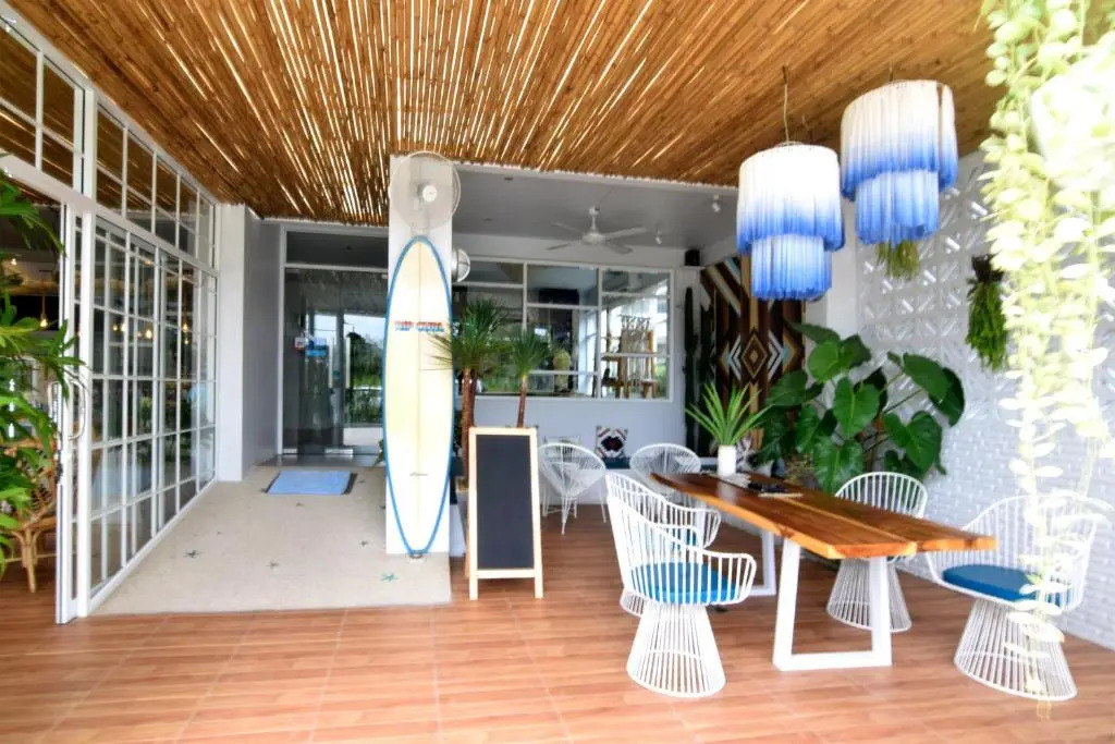Chill House at Naiyang
