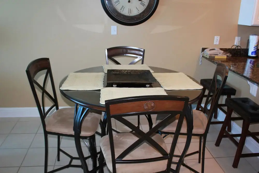 Lighthouse 1418 - 3 Br condo
