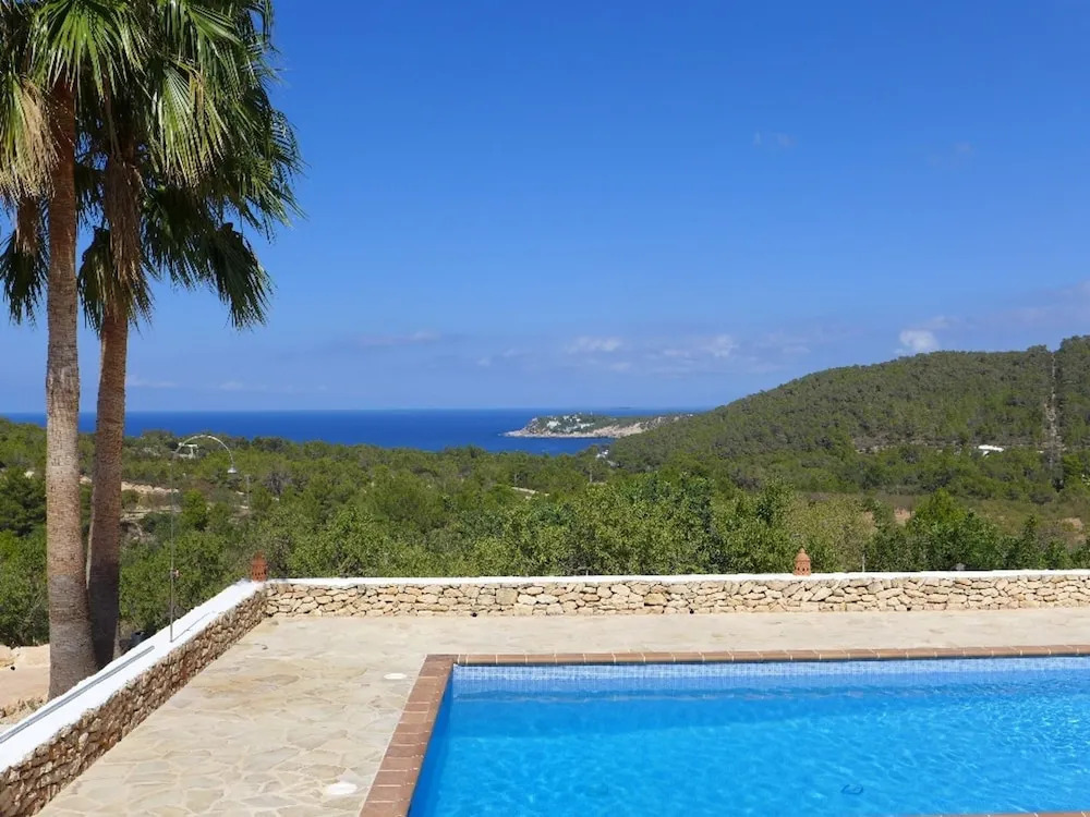 Cozy Mansion in St Joan de Labritja With Swimming Pool