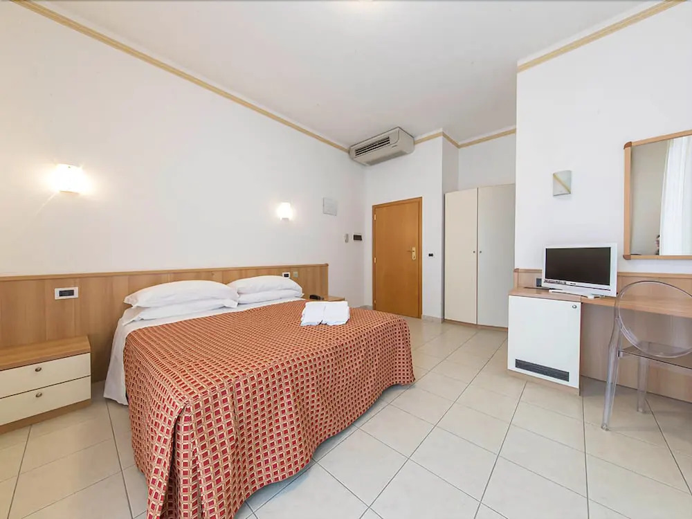 Ristorante Hotel Lucia - 100 mt dal mare