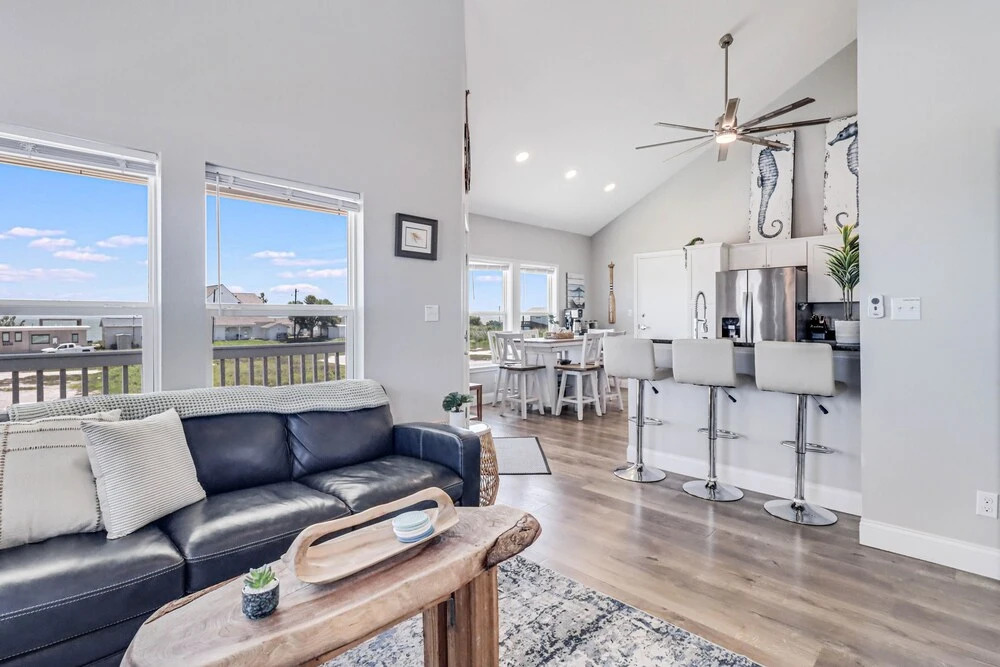 Sea La Vie 913rpab 4 Bedroom Home by RedAwning
