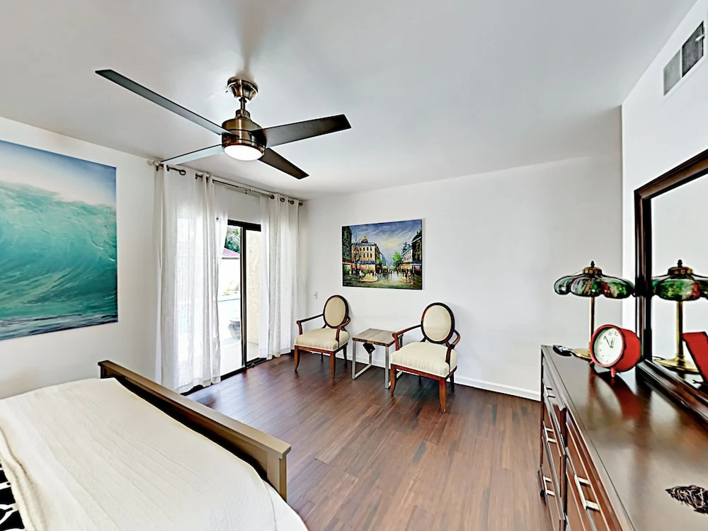 N Hermosa - 3 Br Home