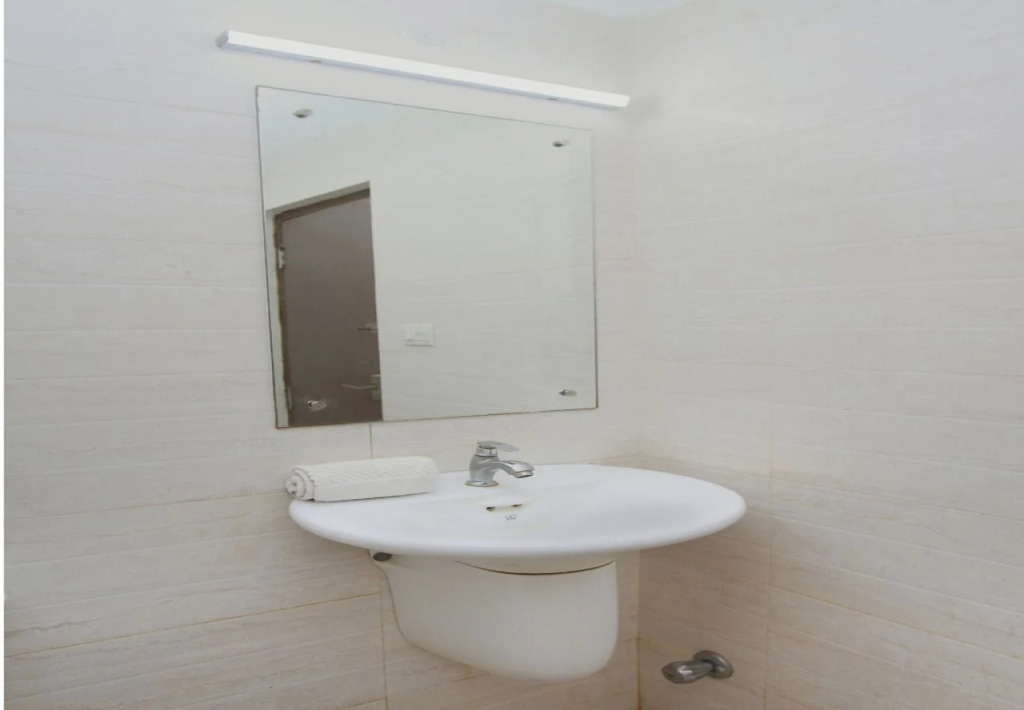 Heramba Comforts By OYO Rooms