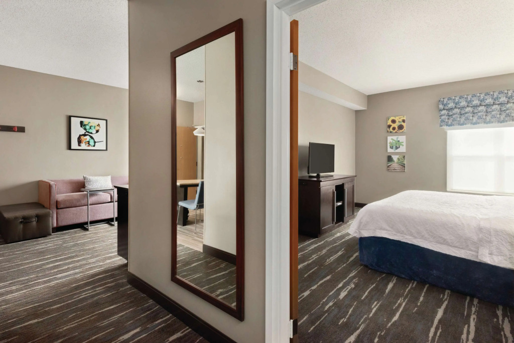 Hampton Inn & Suites Fort Wayne-North