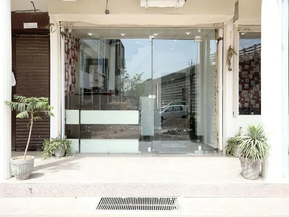 The Sitara Hotel By OYO Rooms